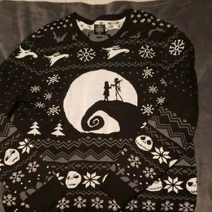 Sweater. Mens size